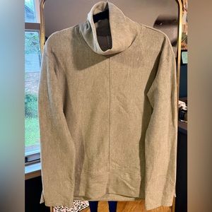 RBX gray fleece turtleneck
